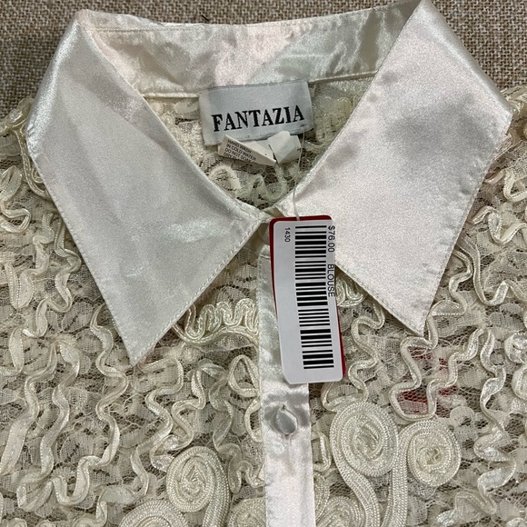 Fantazia Vintage lace Knit long sleeve blouse size S Small Sheer - Front Button - Picture 7 of 14